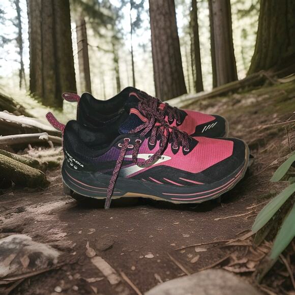 Brooks Cascadia 16 Women's Trail Running Shoe Size 10 Peacoat/Pink/Biscuit Med/B - Picture 1 of 12